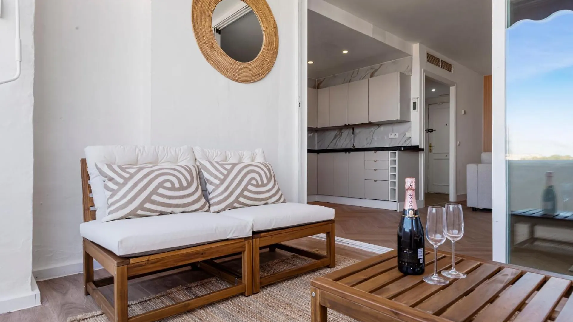 Beachside Appartement Marbella Apartment
